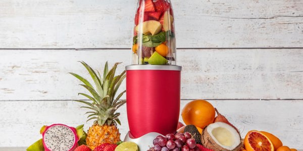 juicer-and-fruits