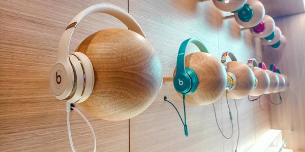 woodenheads-headphones